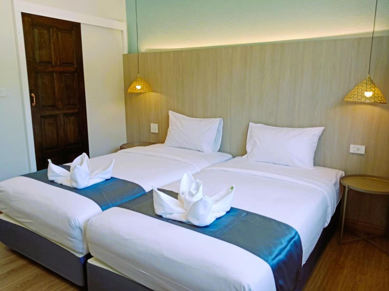 Eastique Hotel Koh Chang Трат Екстериор снимка