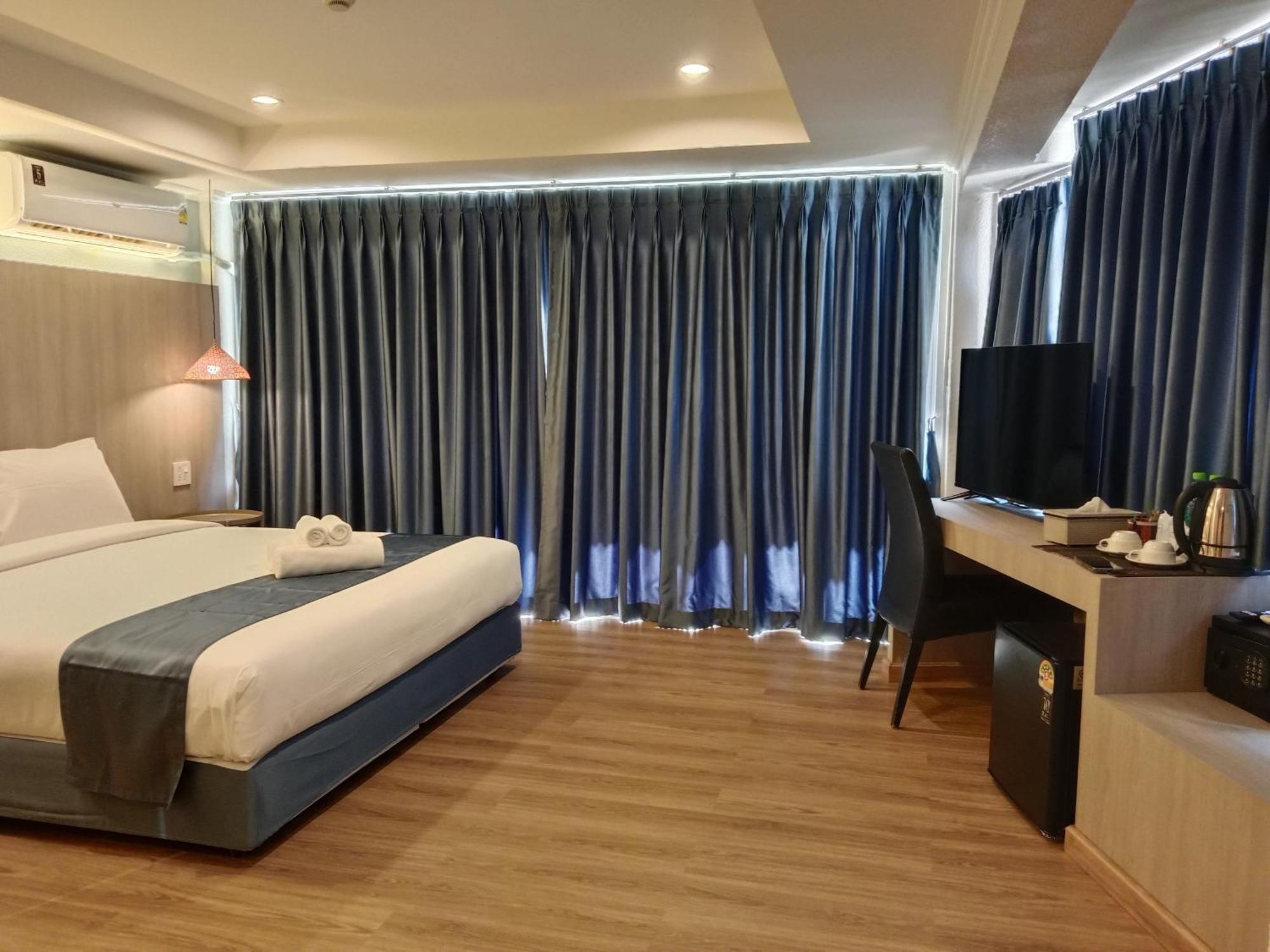 Eastique Hotel Koh Chang Трат Екстериор снимка